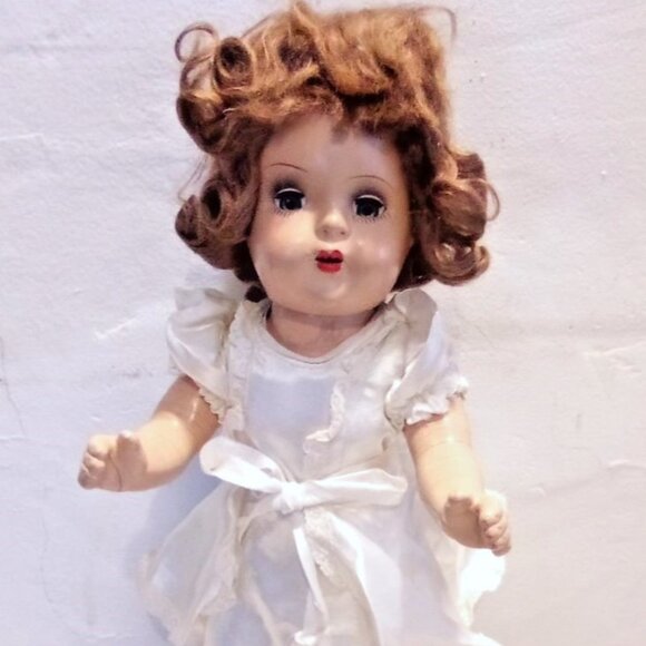 1930s Vintage Composition Doll in Wedding Dress, 16 Inch - Picture 2 of 7